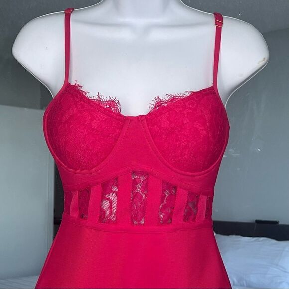 Women's Sexy Fashion Sleeveless Lace Hot Pink Size S. - Picture 2 of 11